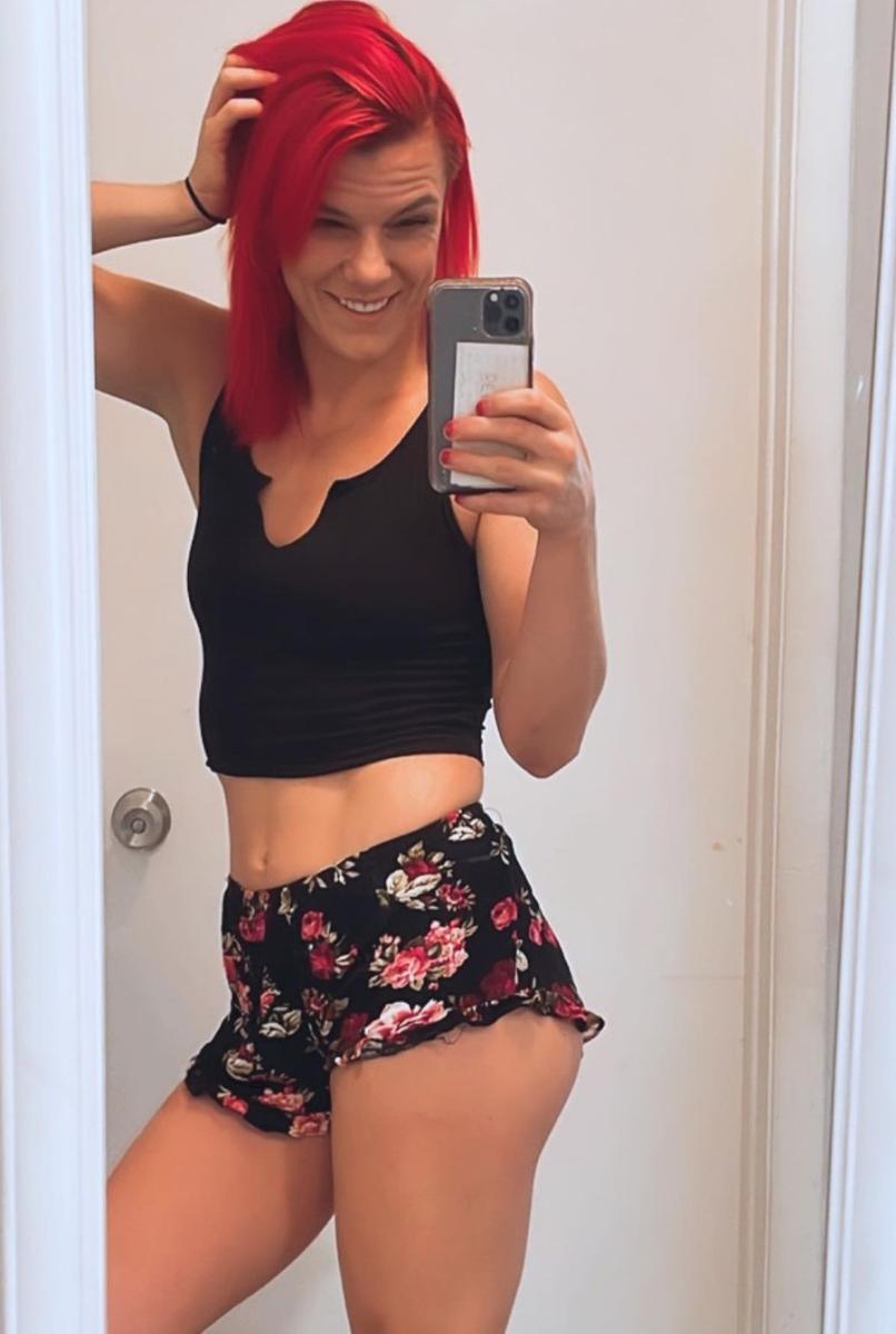 Gillian Robertson hot selfie