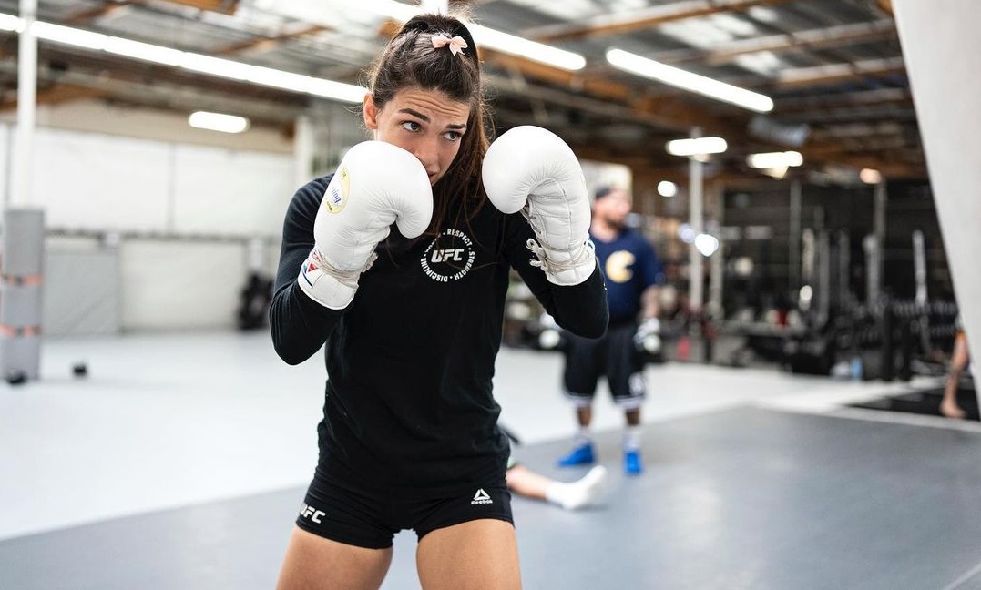 Mackenzie Dern boxing