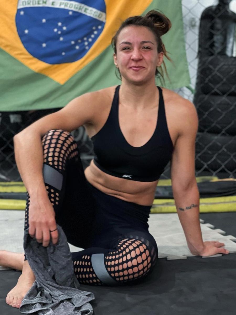 Amanda Ribas MMA girl