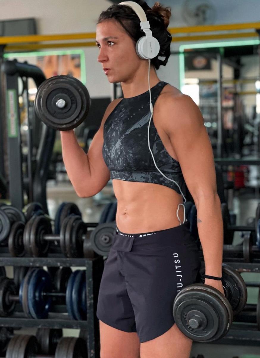 Amanda Ribas workout